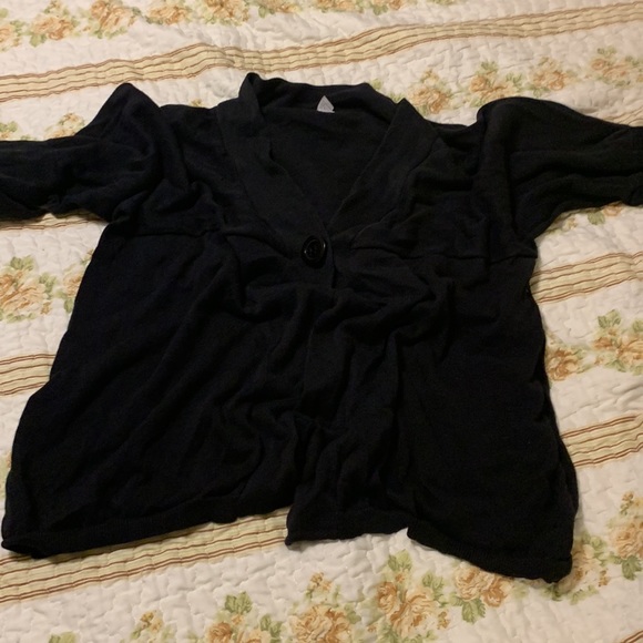 Super cute 🥰 top W/leggings - GENTLY USED!! - Picture 3 of 5